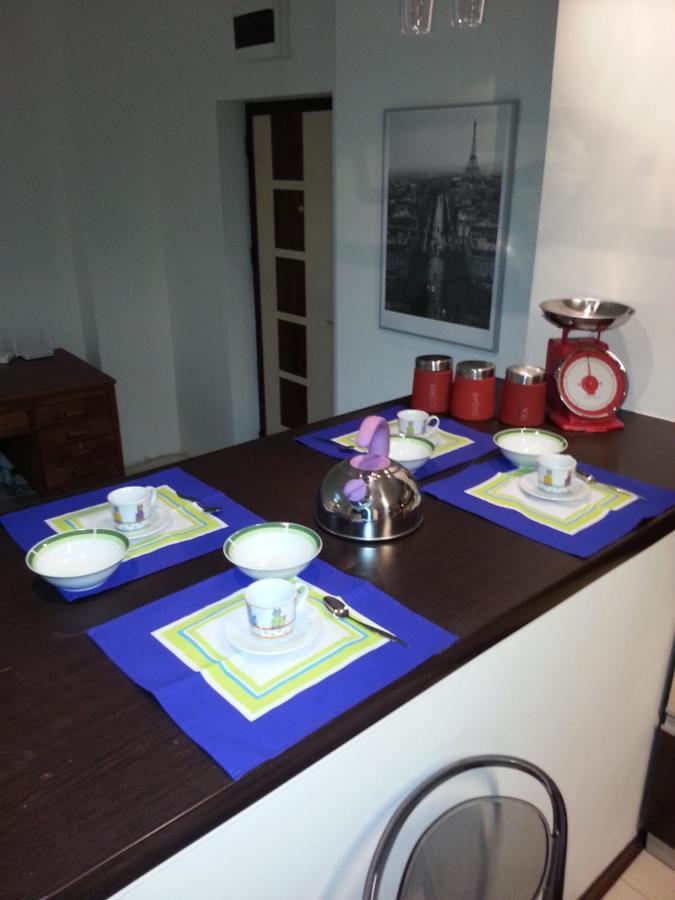 Apartment 3 Rooms Elegant Bukarest Kültér fotó