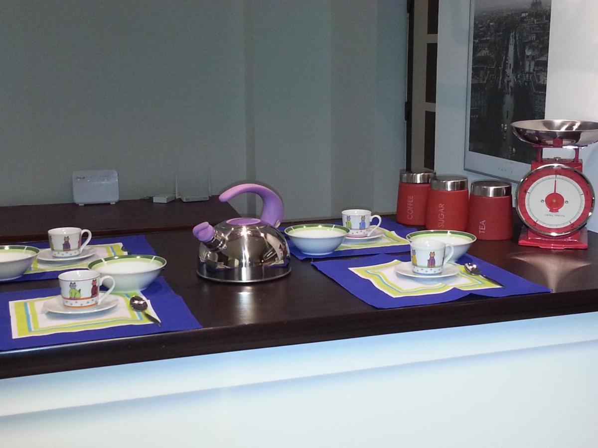 Apartment 3 Rooms Elegant Bukarest Kültér fotó